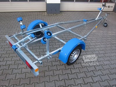 trailershop Boot Trailer Bootanhänger Neptun Navy 750kg sofort verfügbar nach Bestellung neu