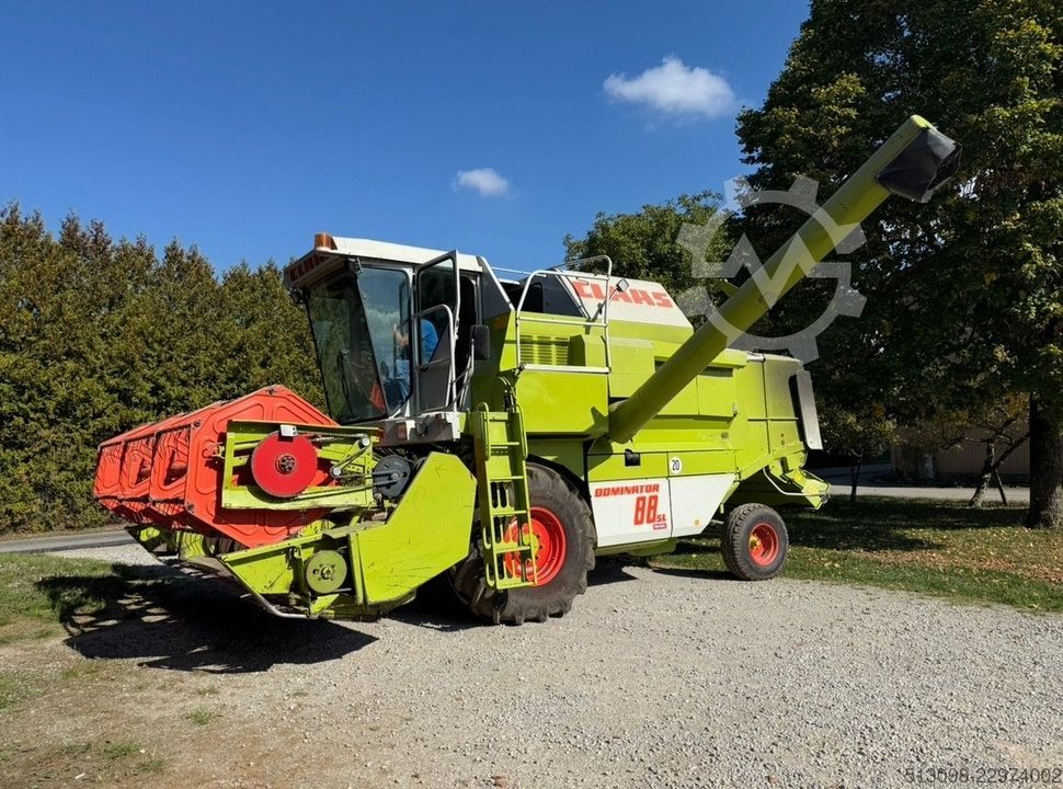 CLAAS DOMINATOR 88 SL HYDROSTAT HANGAUSGLEICH