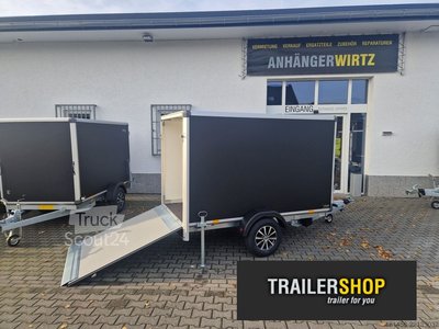 Variant schwarzer Kofferanhänger mit Rampe neu