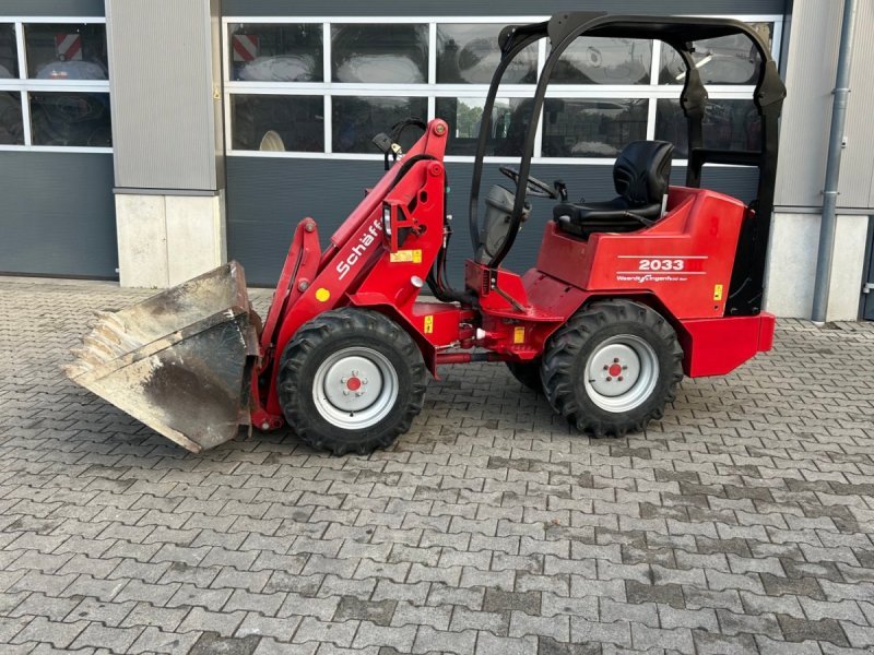 Schäffer 2033 Hoflader