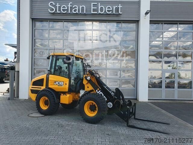 JCB 407 SV / Neufahrzeug / Gabel neu