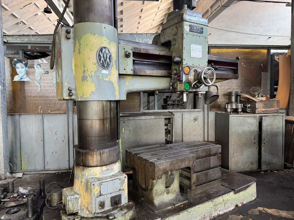 CSEPEL Radialbohrmaschine