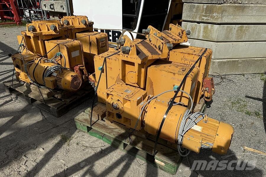Liebherr 1 set Schienenfahrwerke/Bogies 185HC