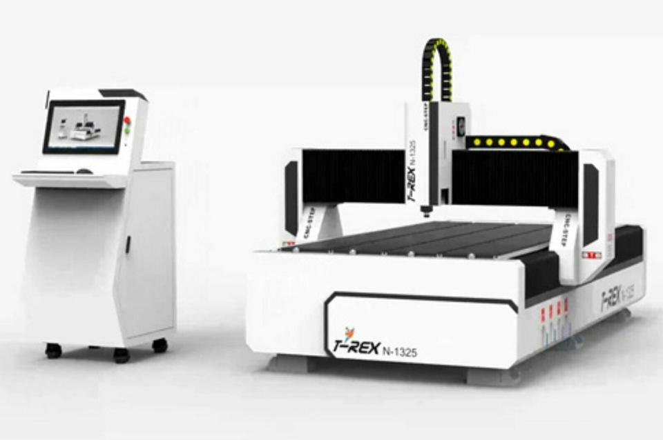 CNC Portalfräsmaschine Fräse N-1325 für Plattenmaterial CNC-STEP