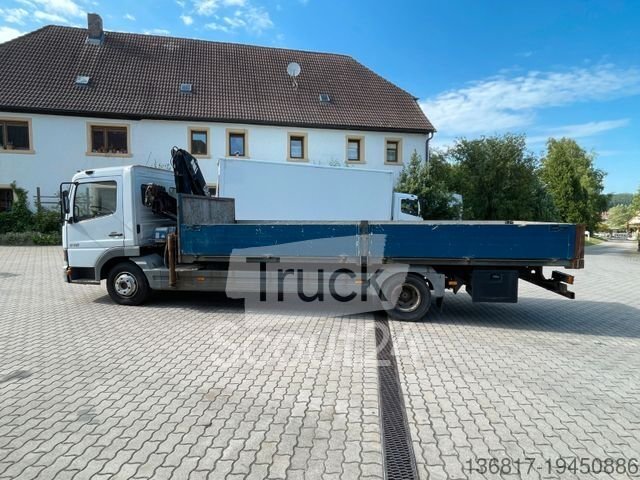 Pritschenwagen MERCEDES-BENZ Atego 815 4x2 BB Pritsche HMF 683 K3 Kran gebraucht