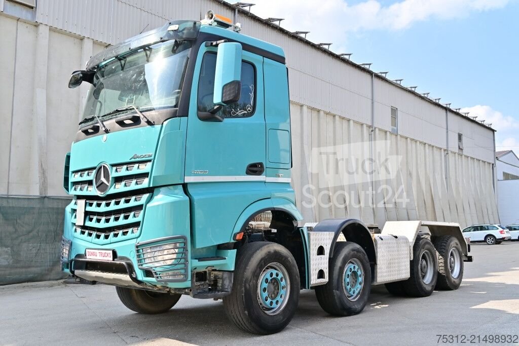 LKW-Fahrgestell Mercedes-Benz Arocs 4163  E6 8x4 Retarder 88t GZG AHK Blatt gebraucht