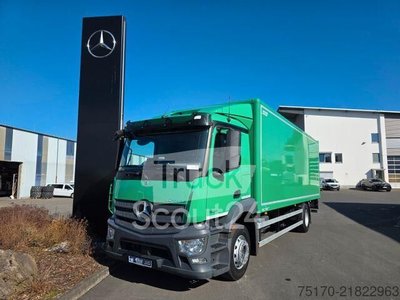 Koffer Mercedes-Benz Actros 1824 L 4x2 LBW 2.000kg Tür Kamera Navi gebraucht