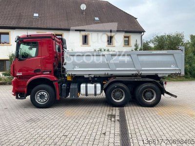 Kipper LKW MERCEDES-BENZ Arocs 2648 6x4 BB Dautel Bordmatik Retarder Shz gebraucht