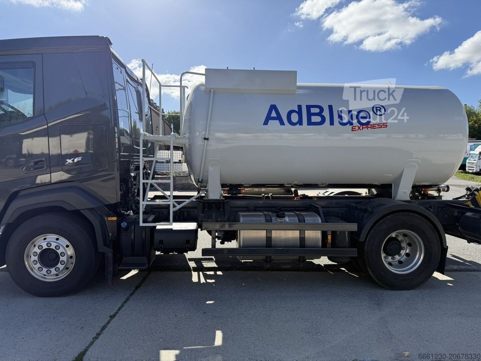 LKW mit Tankaufbau DAF XF 530 AdBlue Verteiler ROHR gebraucht