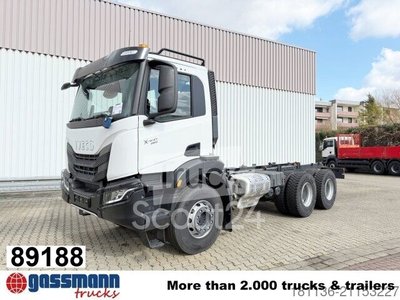 LKW-Fahrgestell Iveco X-Way AD300X46Z 6x4, Retarder, Navi neu