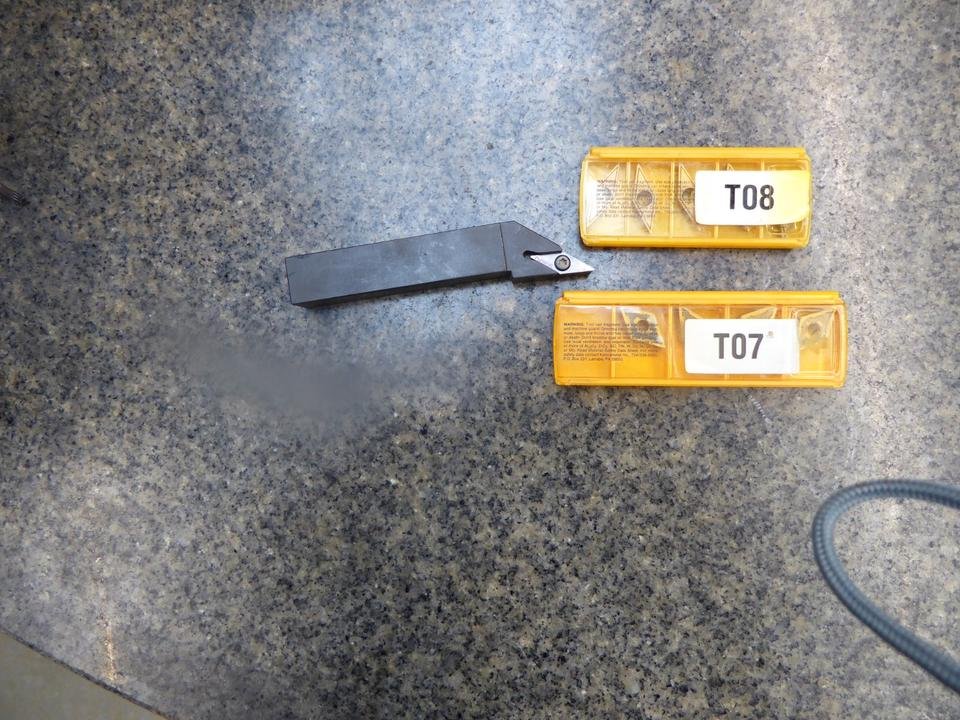 KENNAMETAL - CNC‑Drehmaschinen Werkzeug - Gebraucht