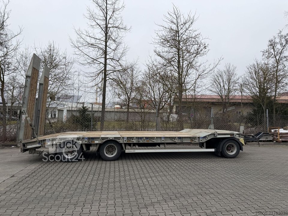 Tieflader Anhänger Humbaur HTD 30  3 Achs Tiefladeranhänger, Wenig Benutzt gebraucht
