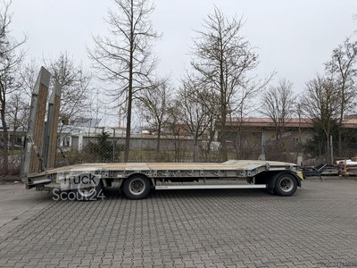 Tieflader Anhänger Humbaur HTD 30  3 Achs Tiefladeranhänger, Wenig Benutzt gebraucht