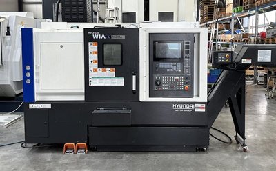 CNC Drehmaschine HYUNDAI WIA L160MA angetriebene Werkzeuge