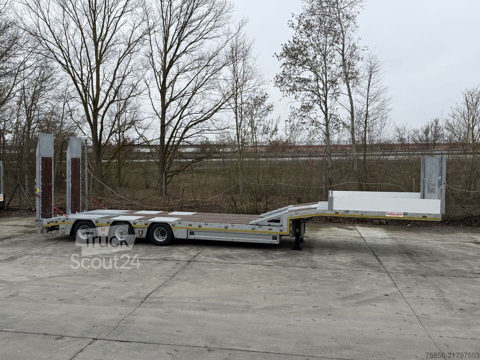 Tieflader-Sattelauflieger Möslein ST 3  3 Achs Satteltieflader neu neu