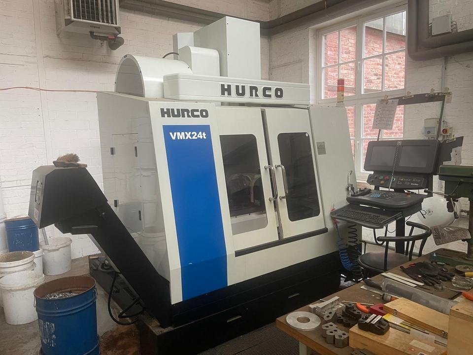 Hurco VMX24 T Gebrauchtes Bearbeitungszentrum (Vertikal) BJ 2008