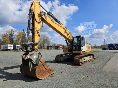 Raupenbagger Liebherr R 924 LC gebraucht
